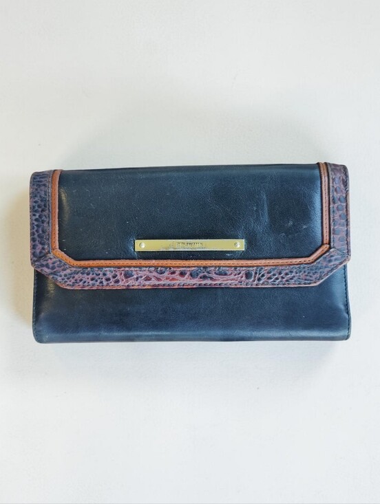 Brahmin Handbags - Vintage Brahmin Wallet